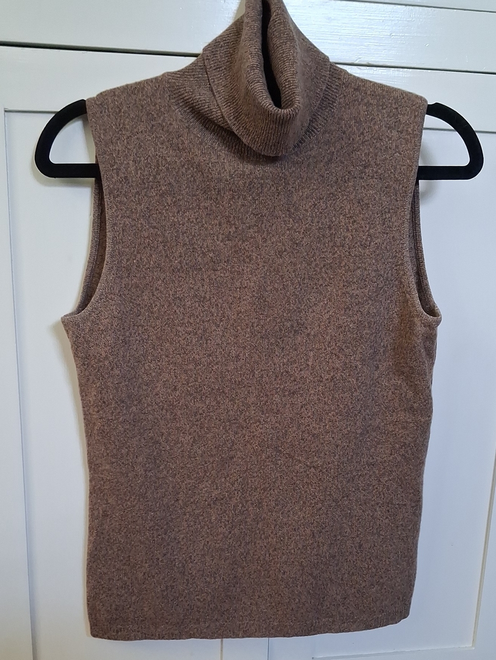 100% CASHMERE Sleeveless Turtleneck Sweater - Brown/Honey Tweed XS/S
